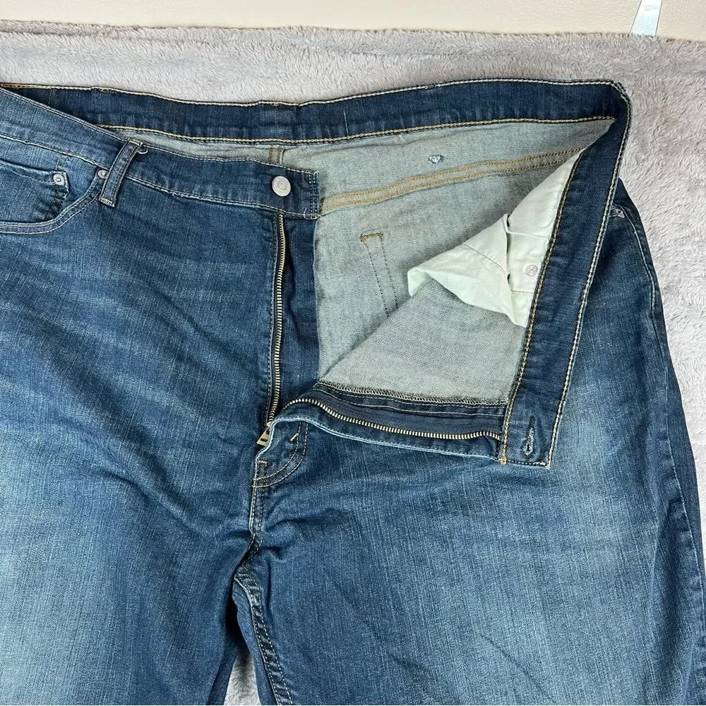 Levis 559 48 x 30 Relaxed Fit Straight Leg Blue‎ Jeans 100% Cotton Medium Wash